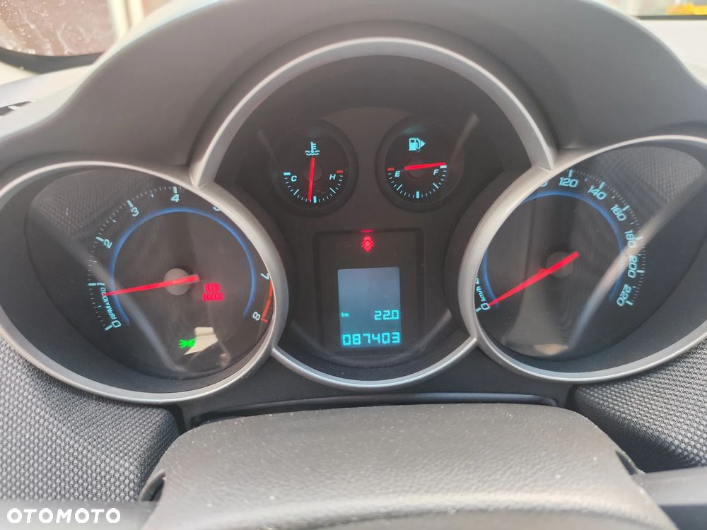 Chevrolet Cruze 1.6 LS - 5