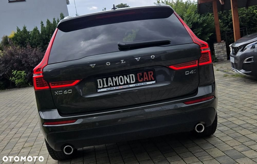 Volvo XC 60 D4 Momentum Pro - 19