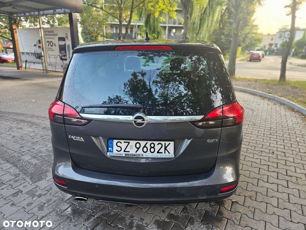 Opel Zafira 2012 photo 5