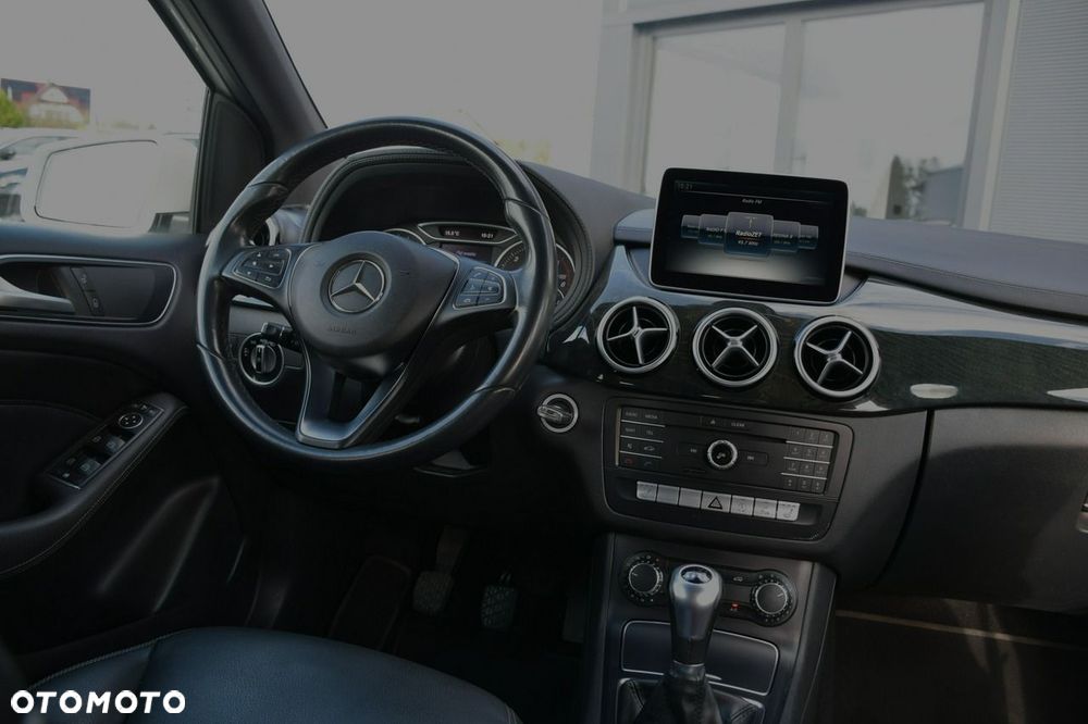 Mercedes-Benz Klasa B 180 (CDI) d Urban - 25