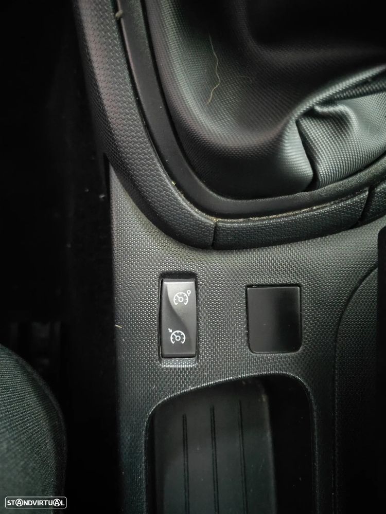 Renault Clio 0.9 TCE Confort - 27