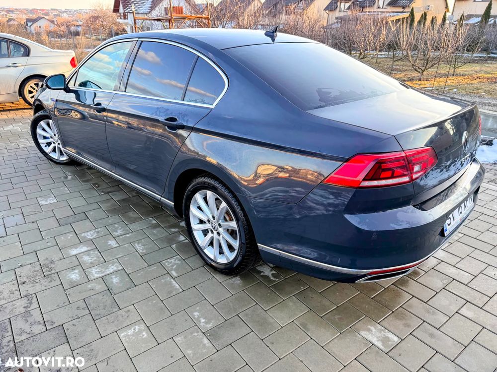 Volkswagen Passat - 6