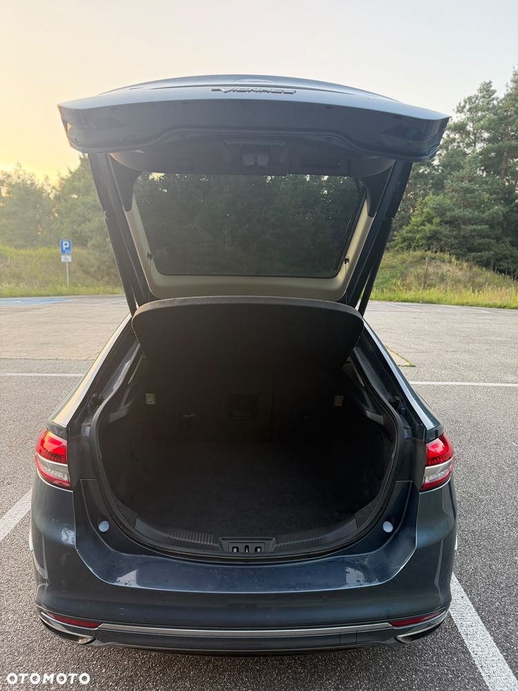 Ford Mondeo 2.0 EcoBlue Vignale - 11