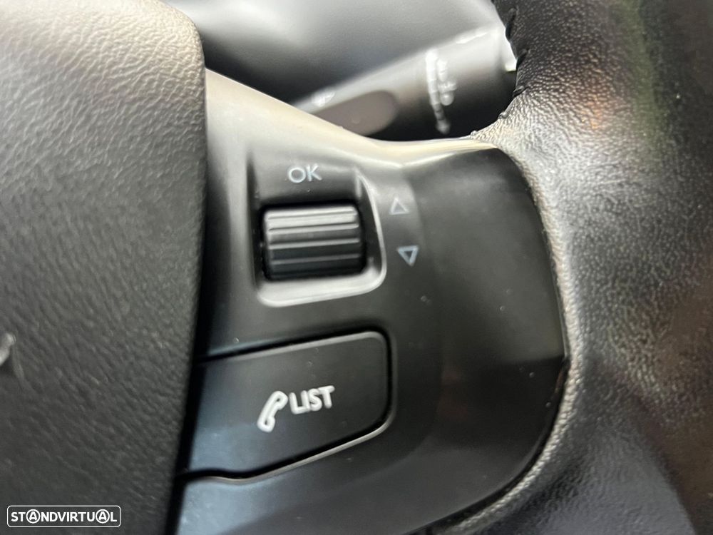 Peugeot 208 1.6 BlueHDi Allure - 23