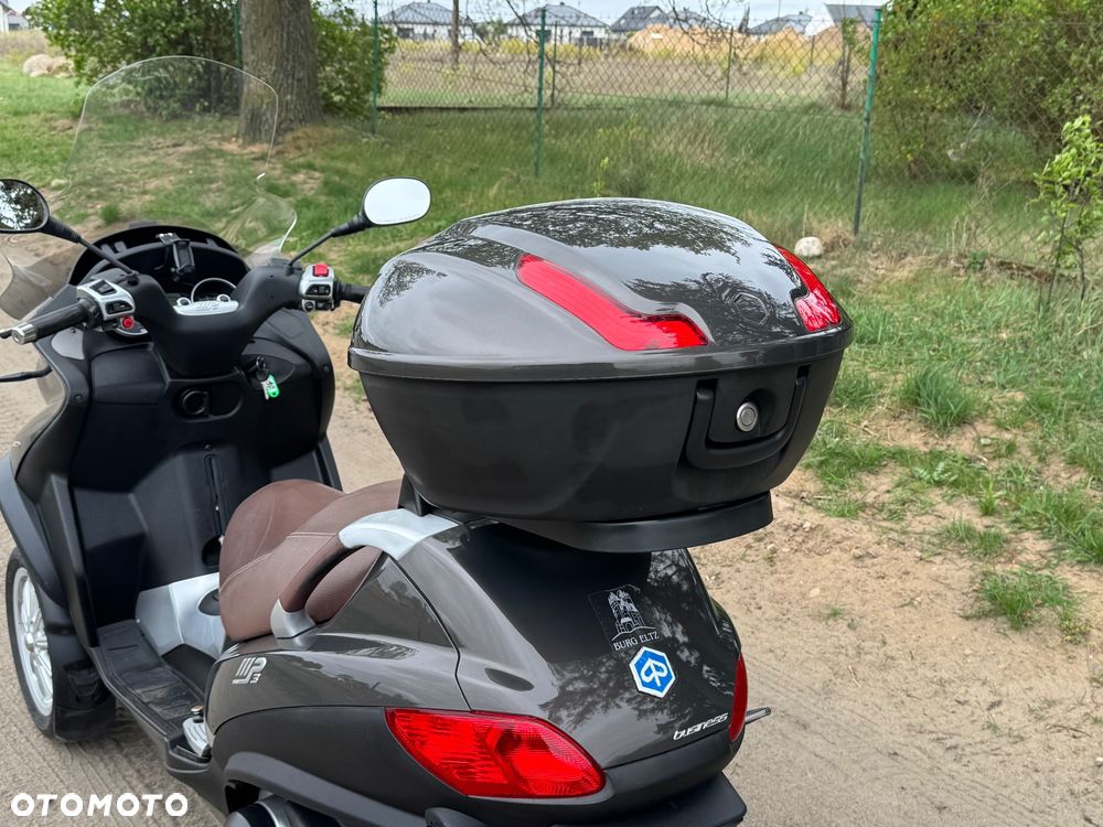 Piaggio MP-3 - 9