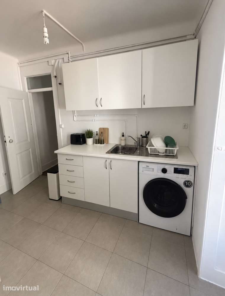 Um quarto num apartamento partilhado para 4 pessoas - Grande imagem: 4/9