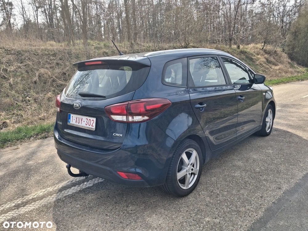 Kia Carens 1.7 CRDi 115 Dream-Team Edition - 4