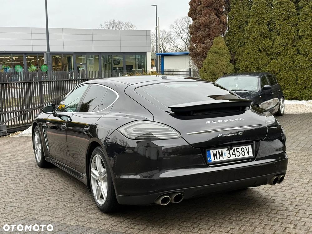 Porsche Panamera 4S PDK - 10
