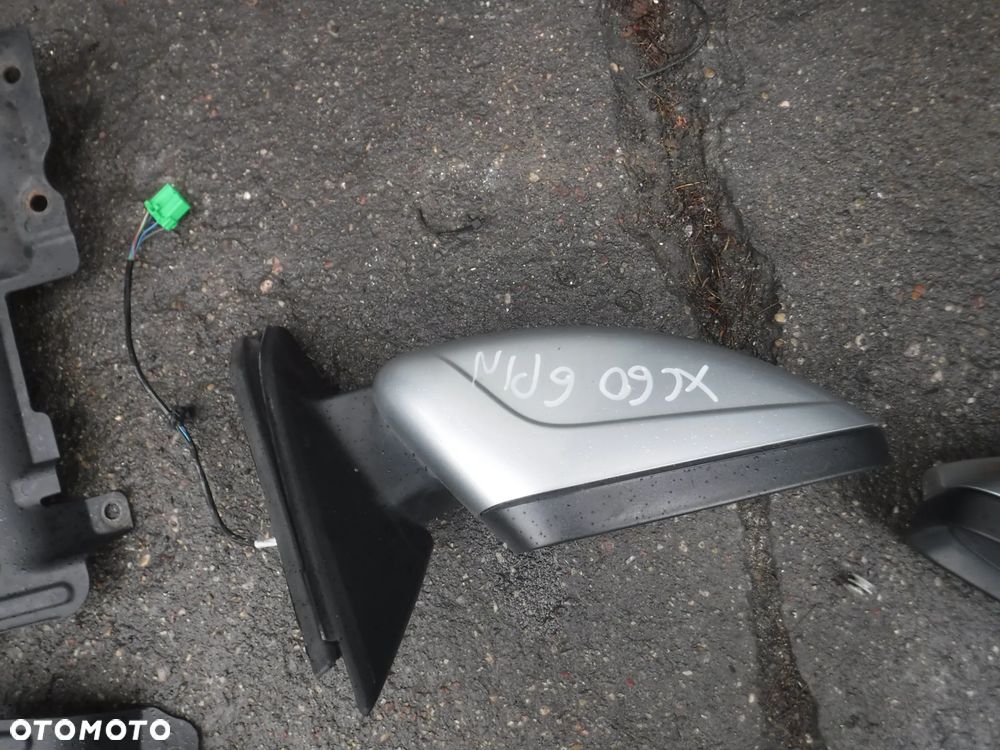 Volvo XC60 I  lusterko lewe 8 pin 14 pin   prawe 6 pin 12 pin  477-46 492-46 - 5