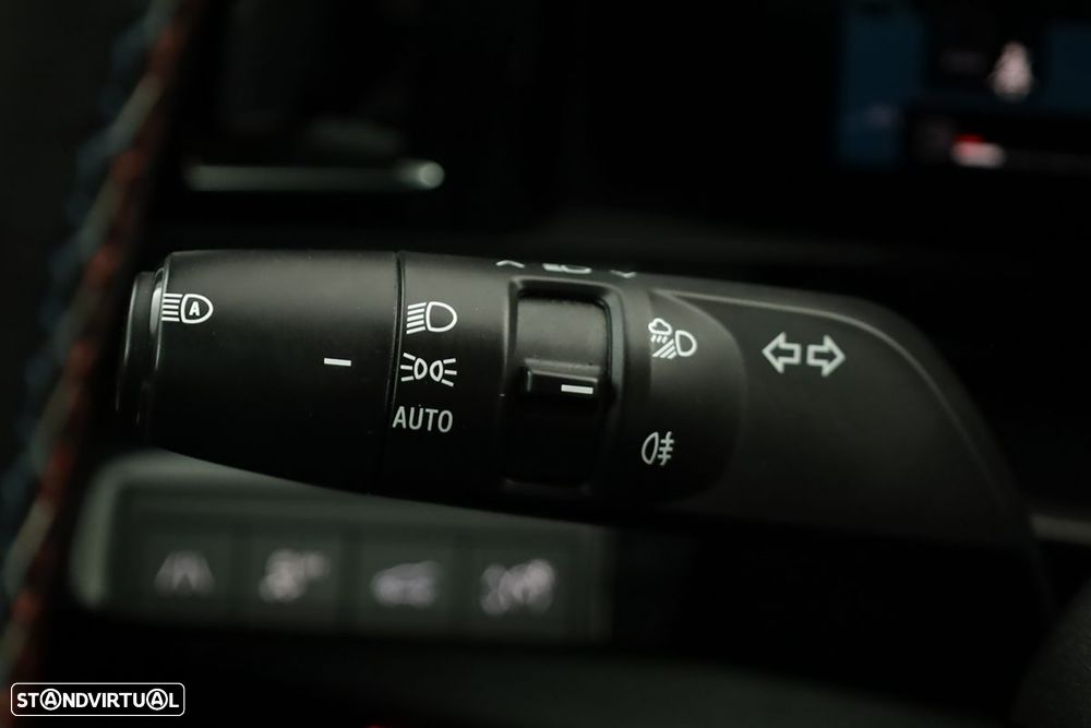 Renault Austral 1.2 E-Tech Iconic Espirit - 15