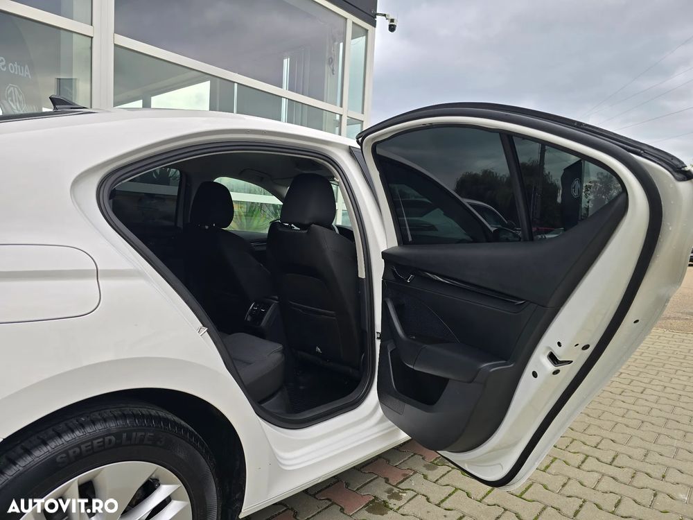Skoda Octavia - 11