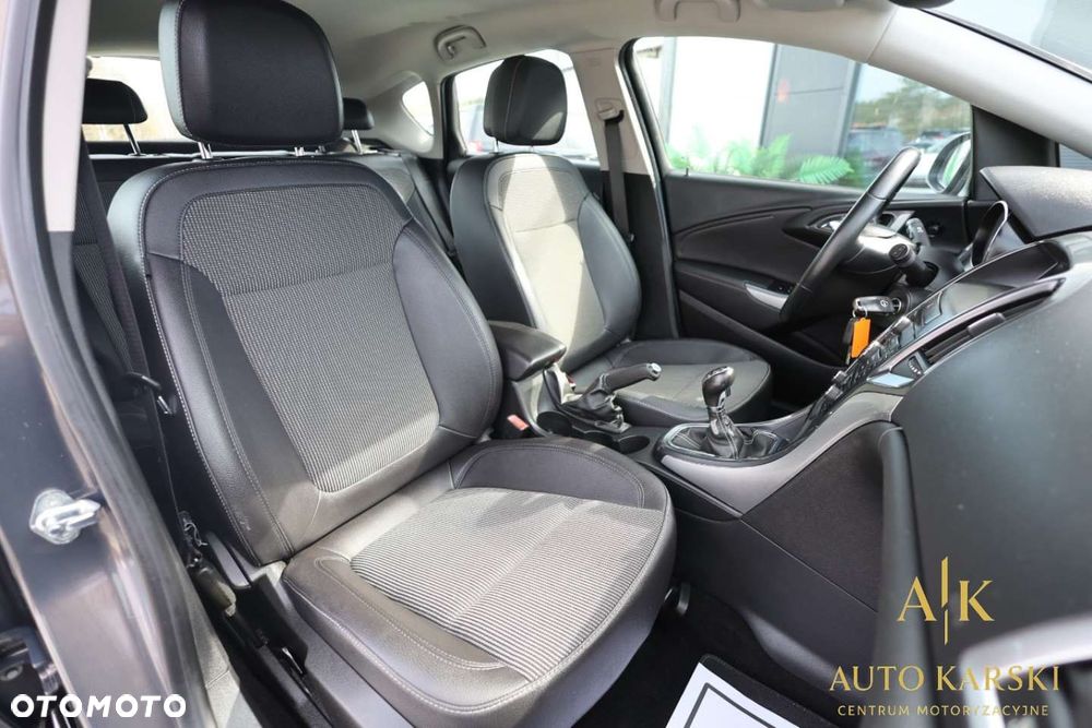 Opel Astra - 37