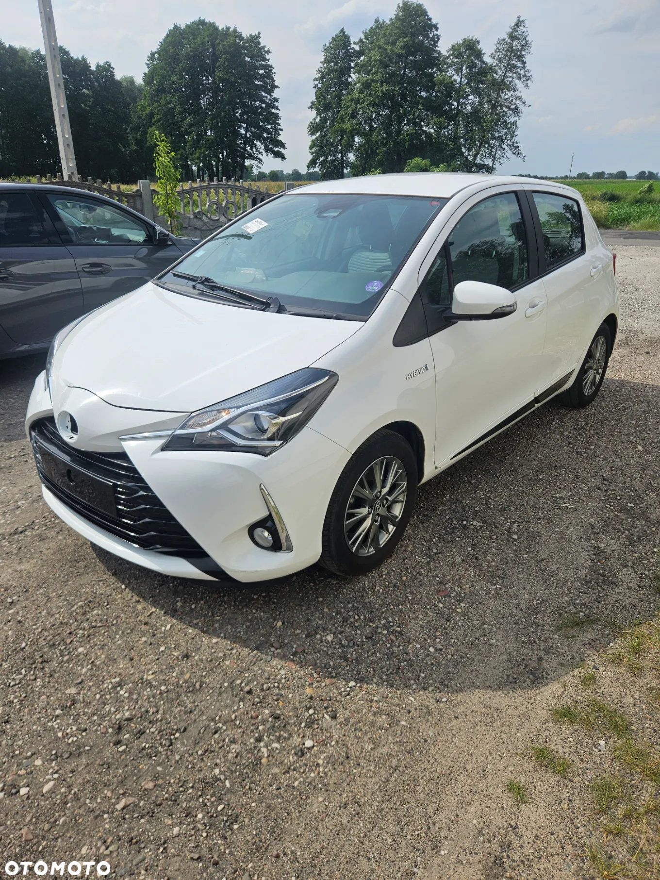 Toyota Yaris Hybrid 100 Active - 2
