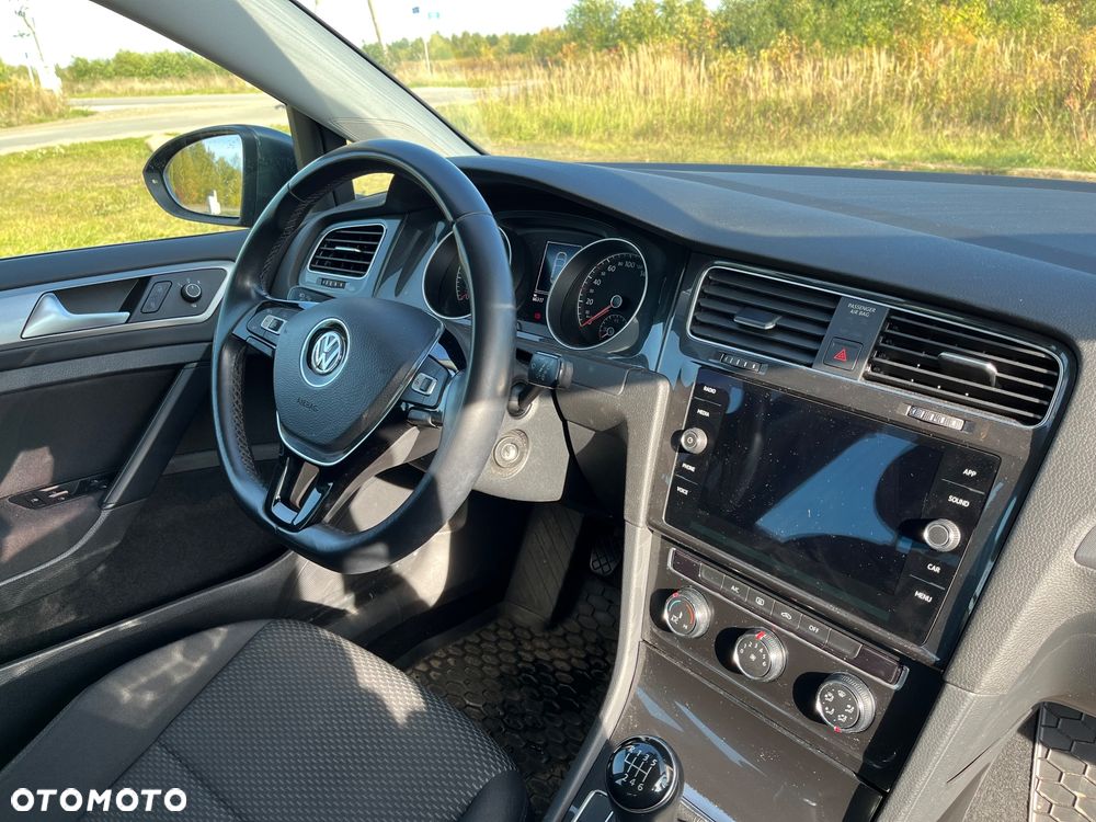 Volkswagen Golf VII 1.5 TSI BMT Trendline - 11