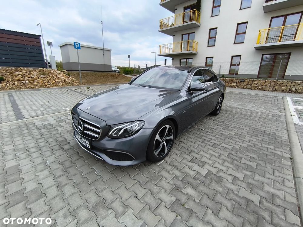 Mercedes-Benz Klasa E 220 d 9G-TRONIC AMG Line - 2