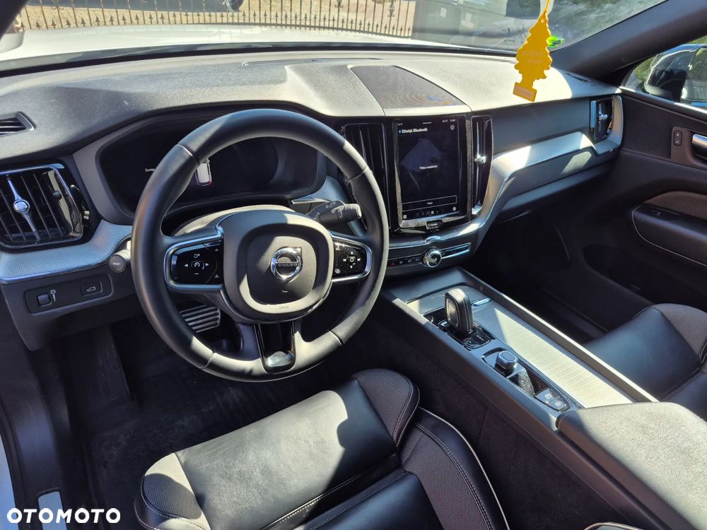 Volvo XC 60 B4 B R-Design - 5