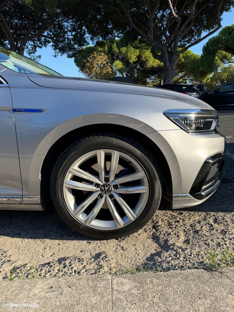 VW Passat Variant - 8