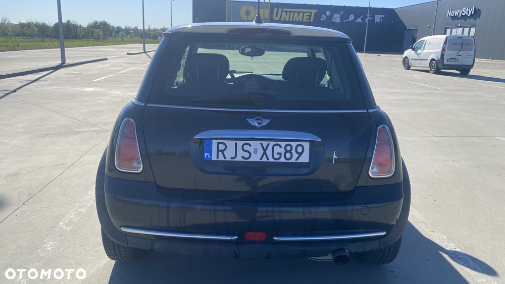 MINI Cooper Standard - 2