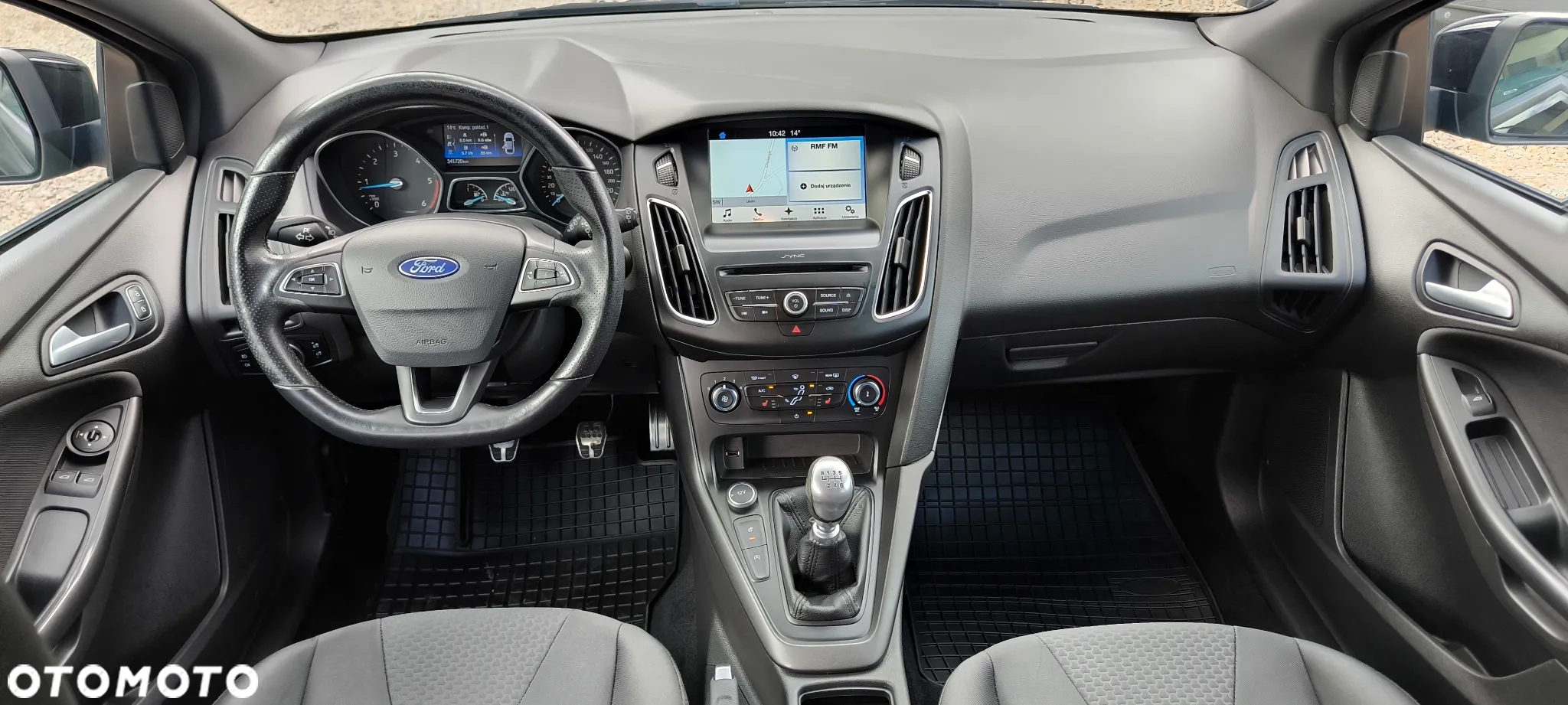 Ford Focus - 27