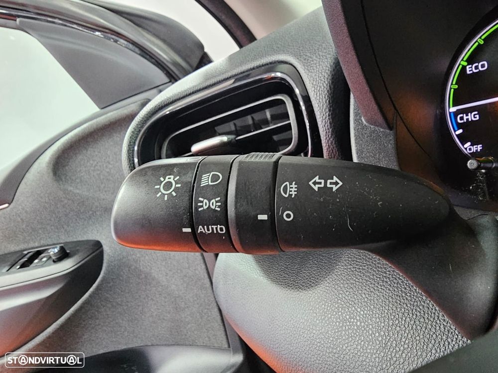 Toyota Yaris 1.5 HDF Exclusive - 17