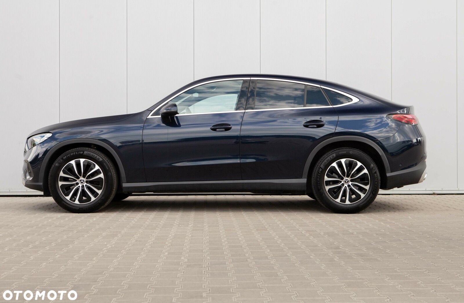 Mercedes-Benz GLC - 12