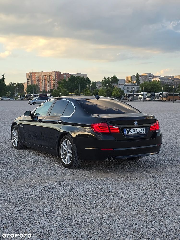 BMW Seria 5 525d xDrive Sport-Aut - 1