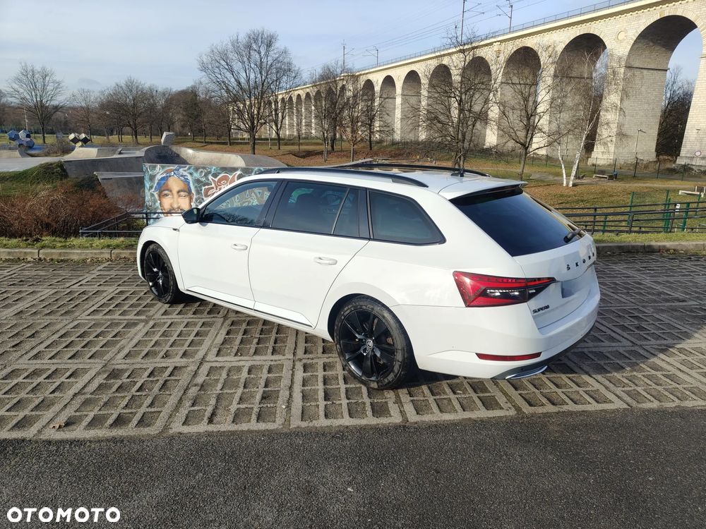 Skoda Superb 2.0 TDI SCR Sportline DSG - 25
