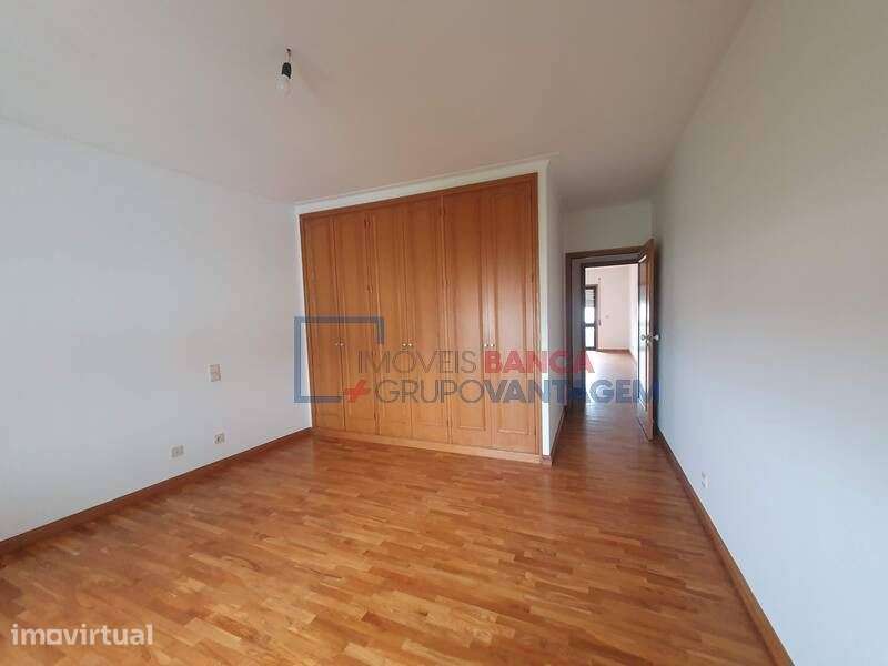 Apartamento T3 em Canelas - Grande imagem: 3/12