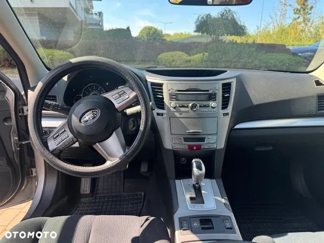 Subaru Outback - 10