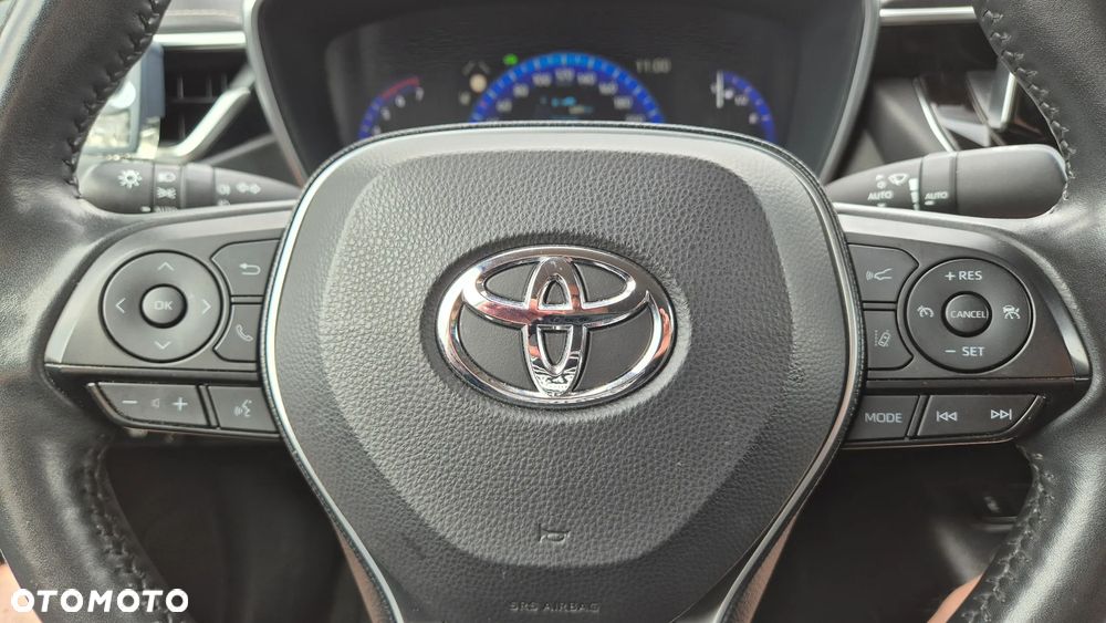 Toyota Corolla 1.8 Hybrid Executive - 29