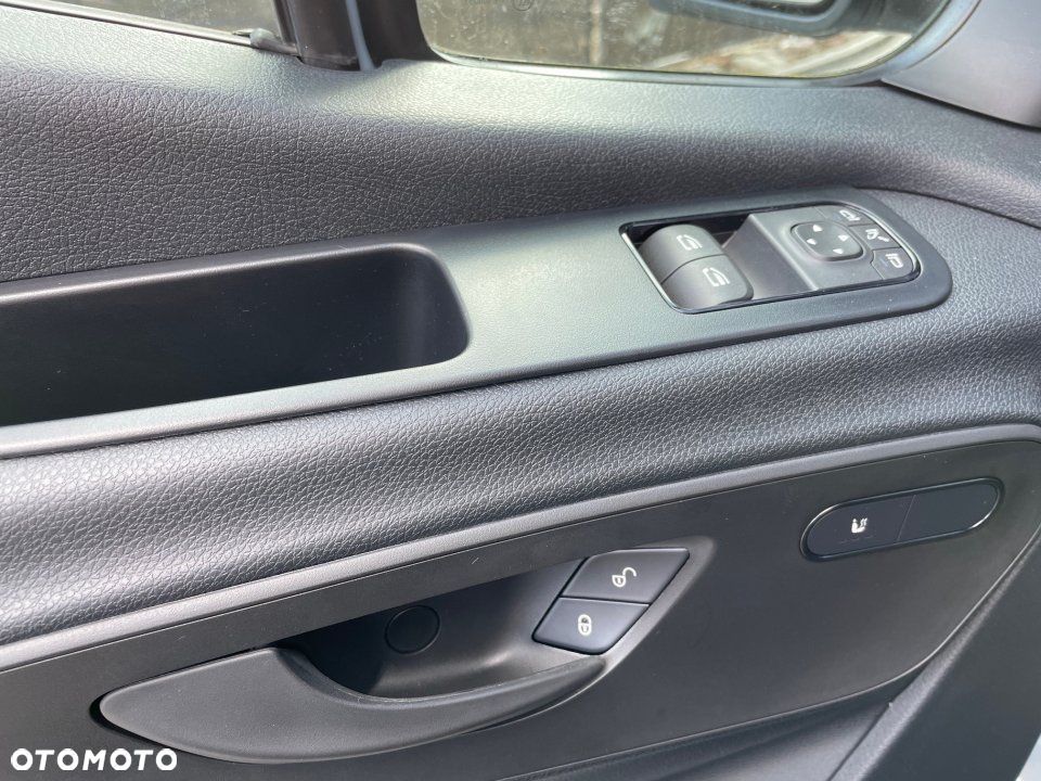 Mercedes-Benz Sprinter - 6