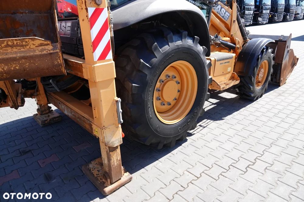 Case 580 ST / KOPARKO-ŁADOWARKA /KOMPLET ŁYŻEK / SPROWADZONA - 17