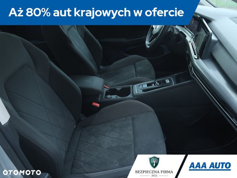 Volkswagen Golf - 10