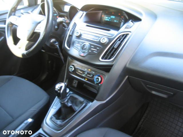 Ford Focus 1.6 Gold X - 19