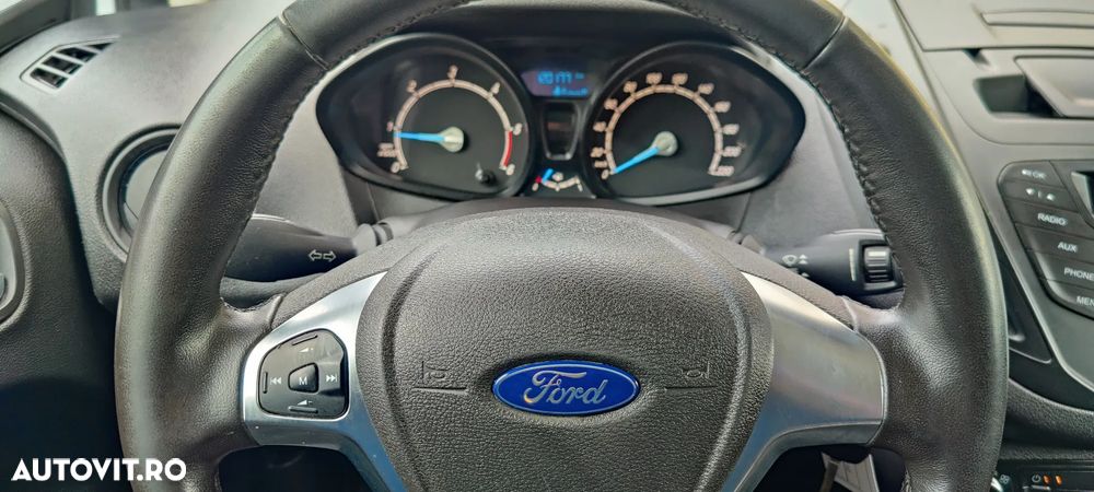 Ford TRANSIT Courier 1.5 TDCi 100 CP - 12