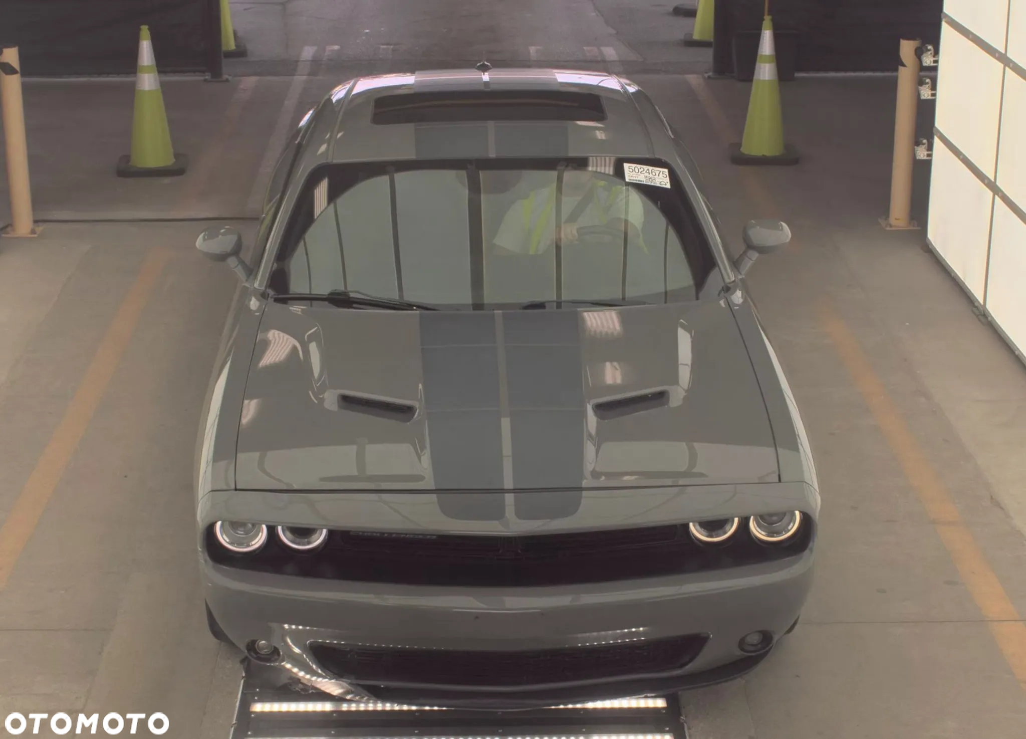 Dodge Challenger Automatik SXT Plus - 2