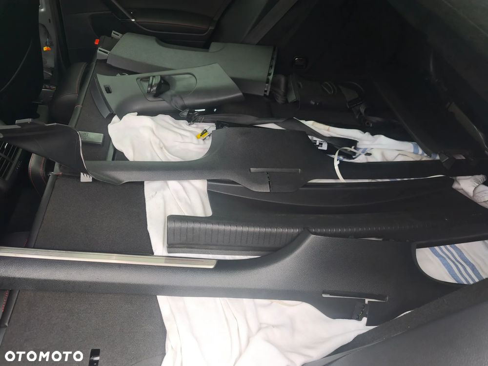 Volkswagen Golf 2.0 TSI BMT GTI DSG - 27