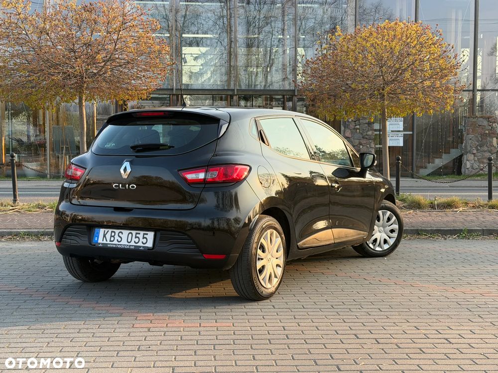 Renault Clio 1.2 16V 75 Life - 7