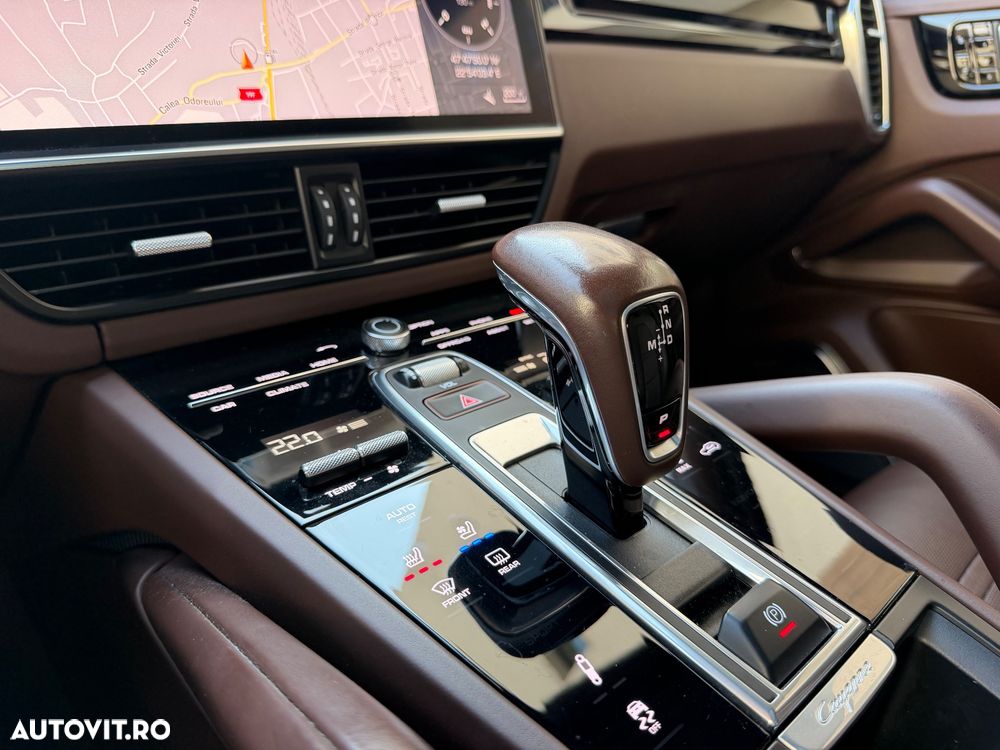 Porsche Cayenne - 19