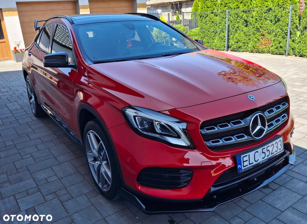 Mercedes-Benz GLA 250 4Matic 7G-DCT AMG Line - 1