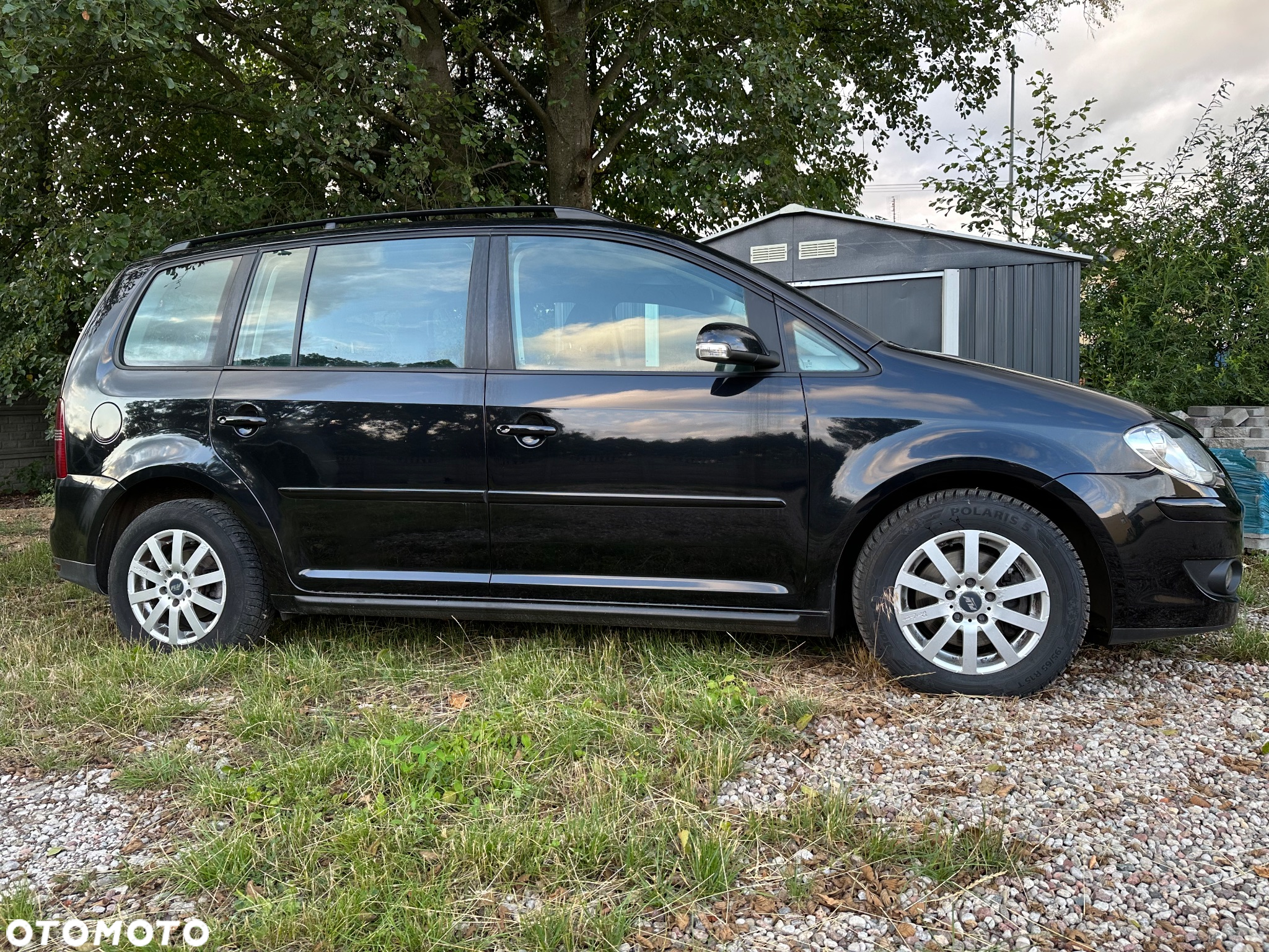 Volkswagen Touran 2.0 TDI Highline - 18