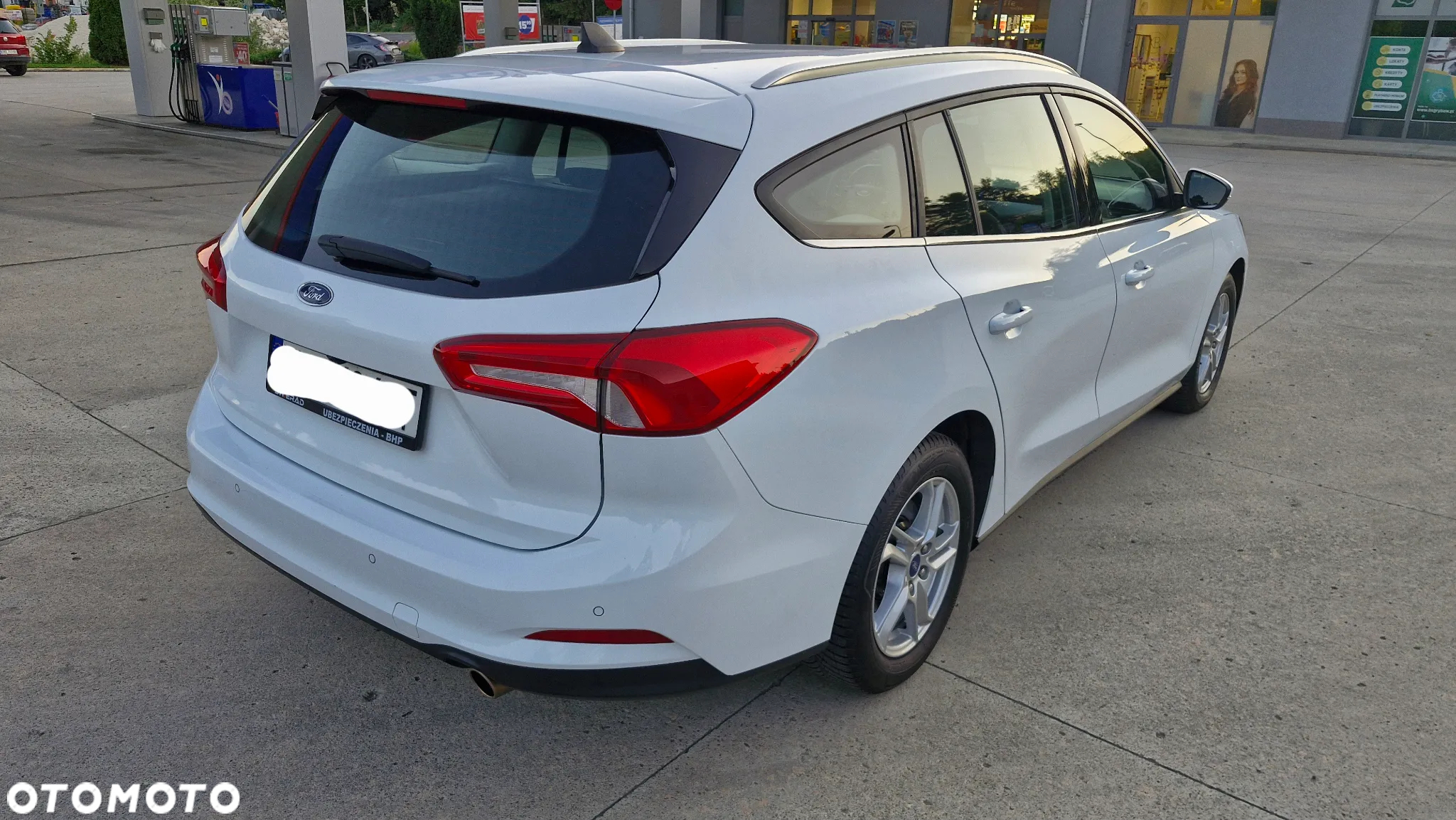 Ford Focus 1.0 EcoBoost Titanium X - 5