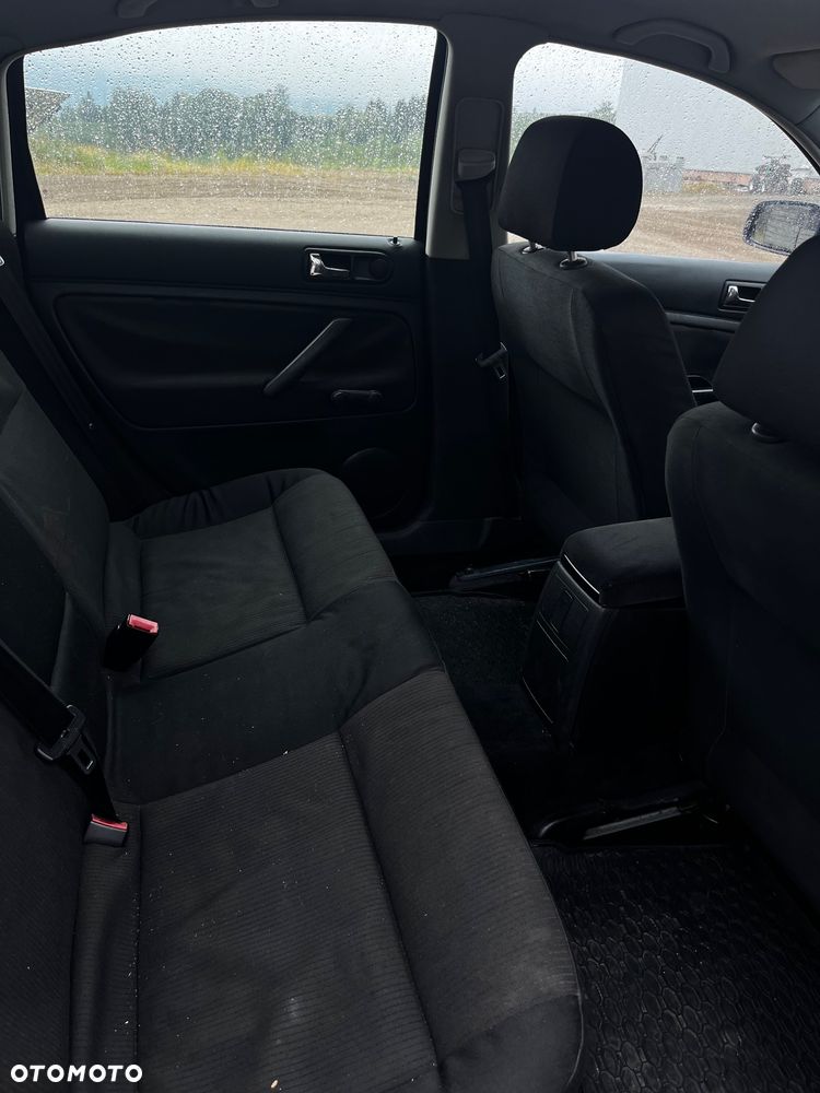 Volkswagen Passat 1.9 TDI Basis - 7