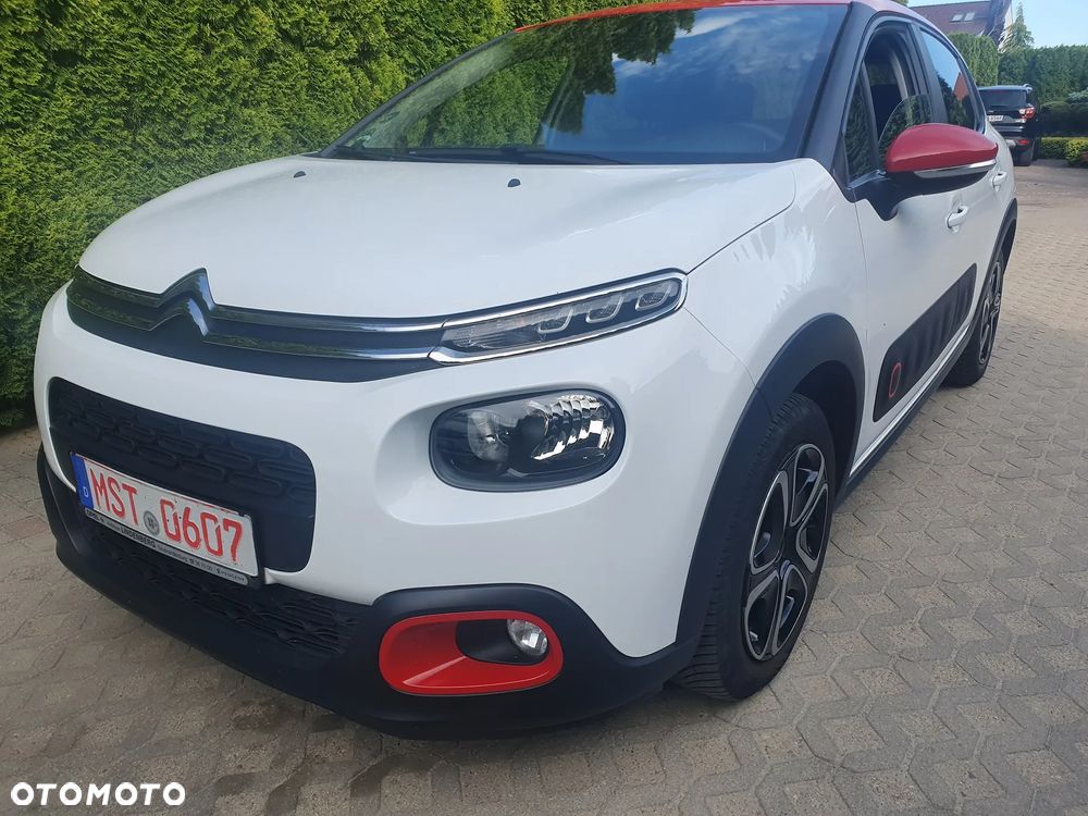 Citroën C3 Pure Tech 82 LIVE - 1
