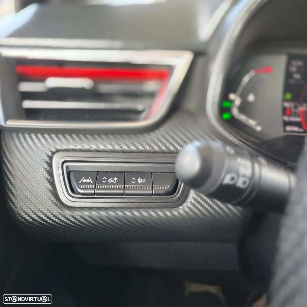 Renault Clio TCe 90 R.S. LINE - 27