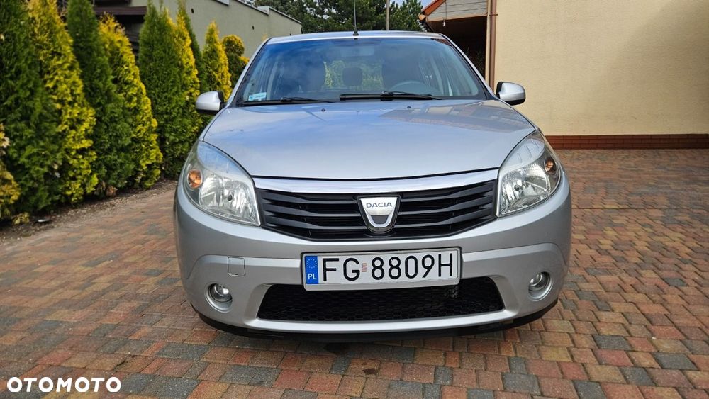Dacia Sandero 1.6 Laureate - 11