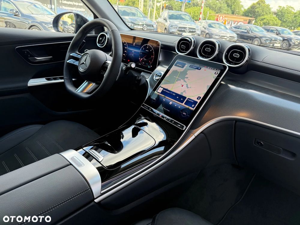 Mercedes-Benz GLC - 13