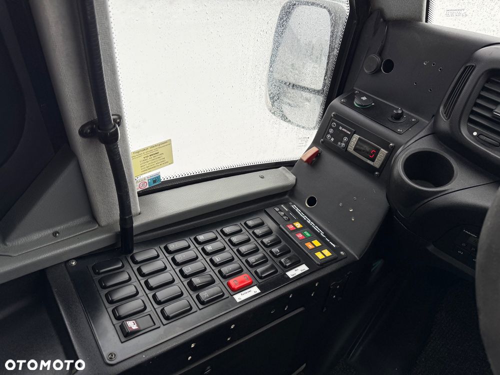 Iveco Rosero First - 18