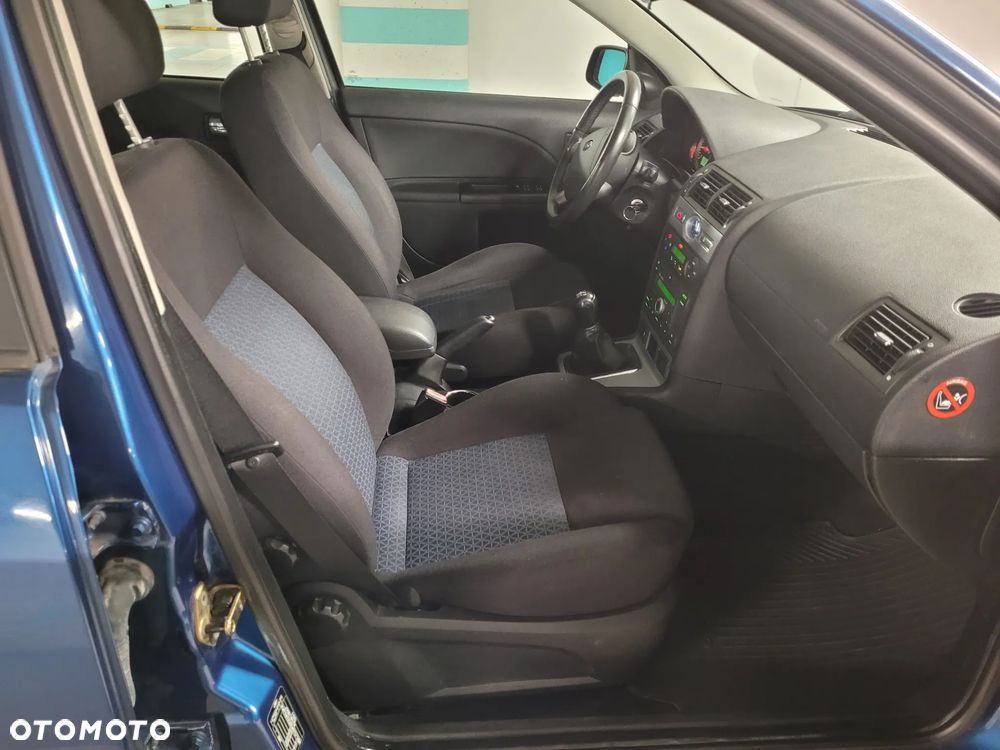 Ford Mondeo SW 2.0 Turnier Viva - 12