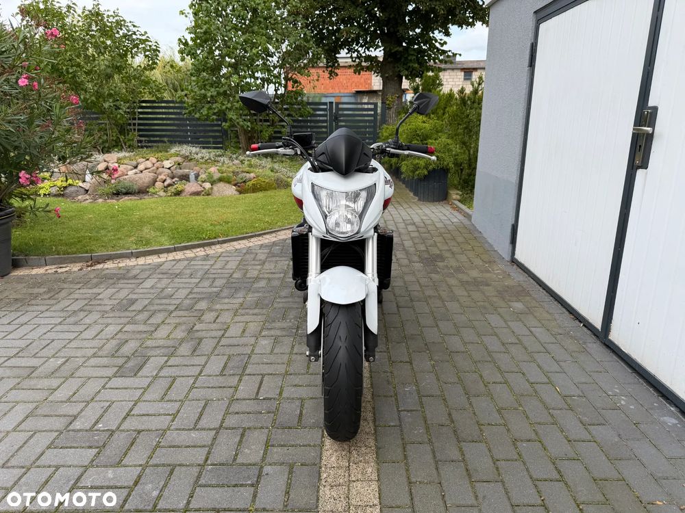 Honda Hornet - 20